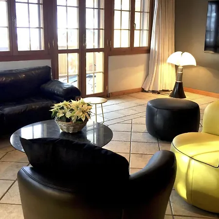 Drive Appartement-fewo- Dusche Oder Bad- Wc 4-bettwohnung By Interhome Gstaad