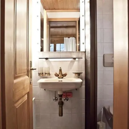 Appartamento Drive Appartement-fewo- Dusche Oder Bad- Wc 4-bettwohnung By Interhome